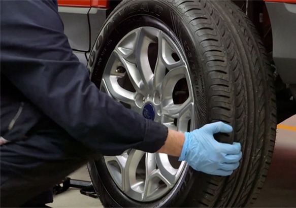 Flat tyre replacement in dubai